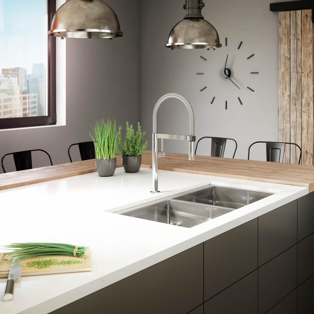 Gallery Image 1 - 3740240